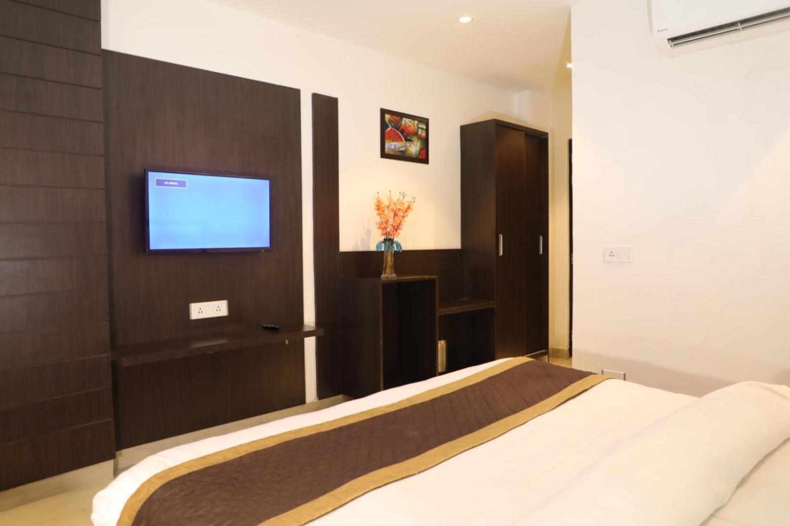Hotel Avi Inn Amritsar Zewnętrze zdjęcie