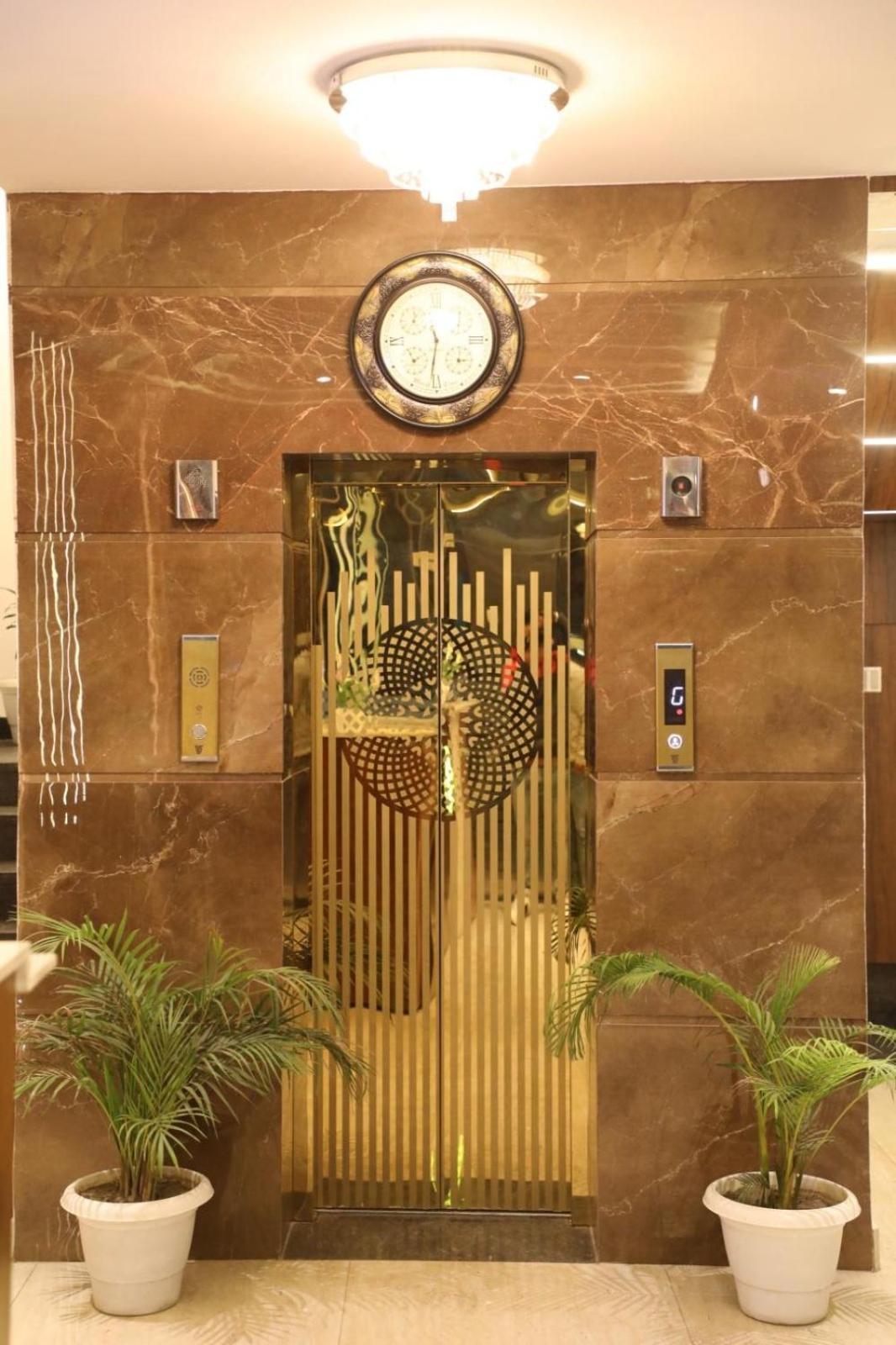 Hotel Avi Inn Amritsar Zewnętrze zdjęcie